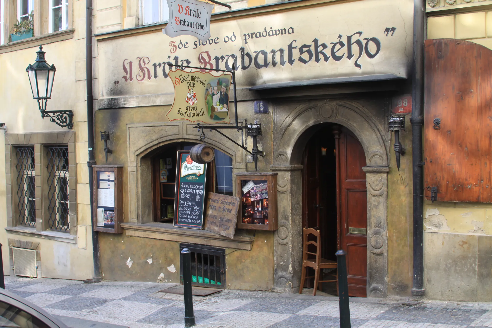 Photo avec des panneaux en tchèque