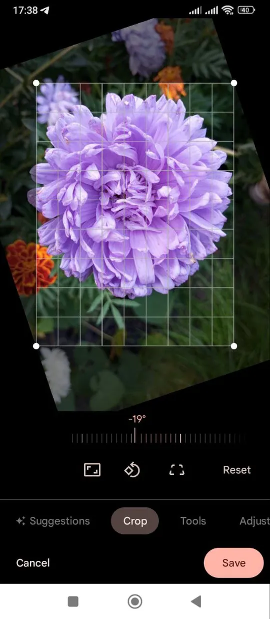 Photo tilt correction function on Android