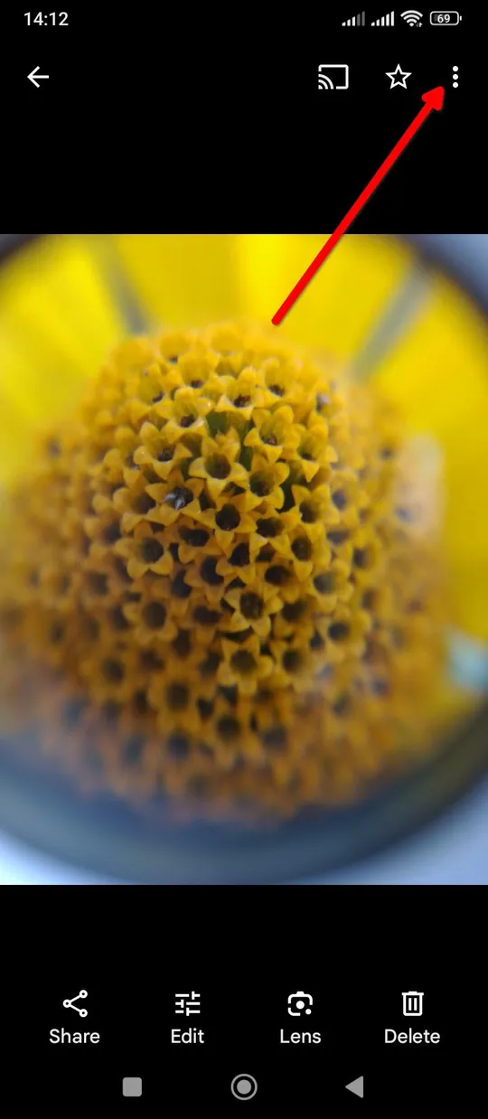 Открываем диалог с метаданными фотографии на Android