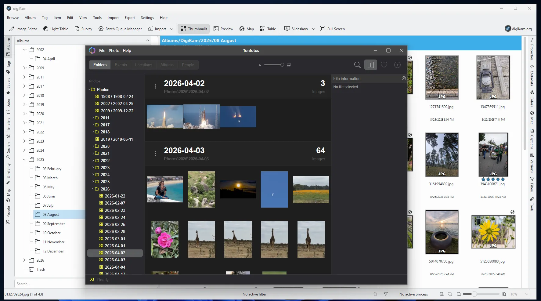 Comparison of the Tonfotos and DigiKam interfaces